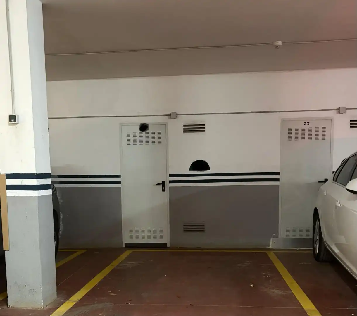 Parking de Piso en venta en Torrent con Aire acondicionado, Calefacción y Trastero