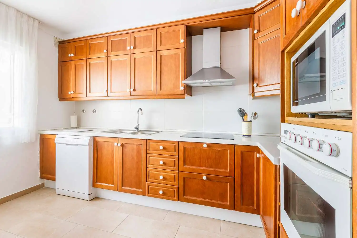 Kitchen of Duplexes for rent in Vélez-Málaga  with Air Conditioner, Heating and Furnished