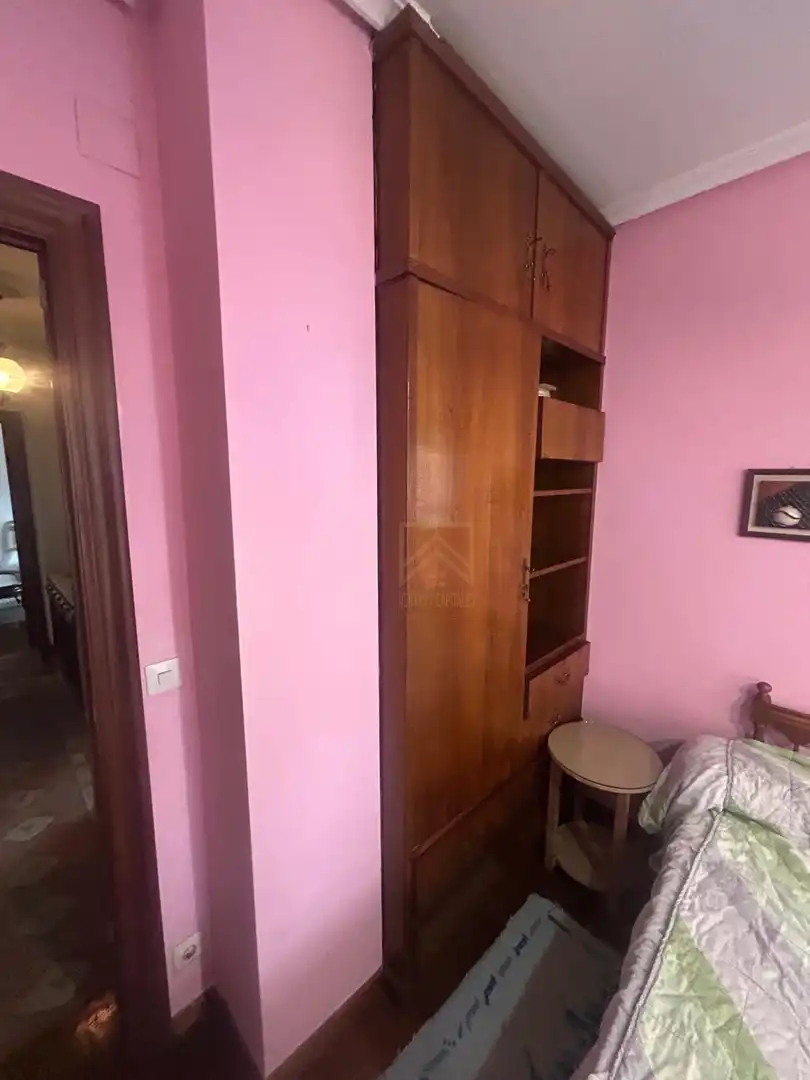 Dormitori de Pis de lloguer en Inmobiliaria - Barreda