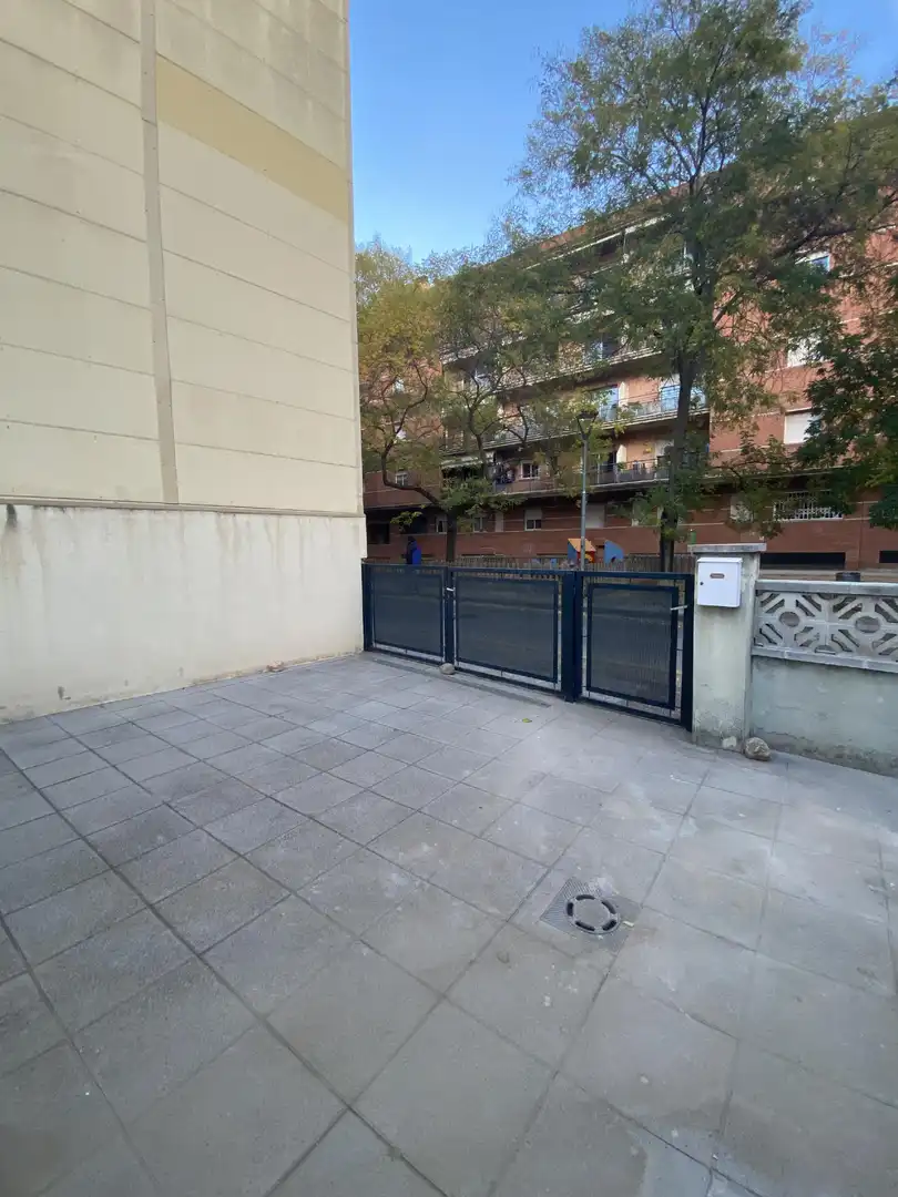 Vista exterior de Casa o xalet en venda en Girona