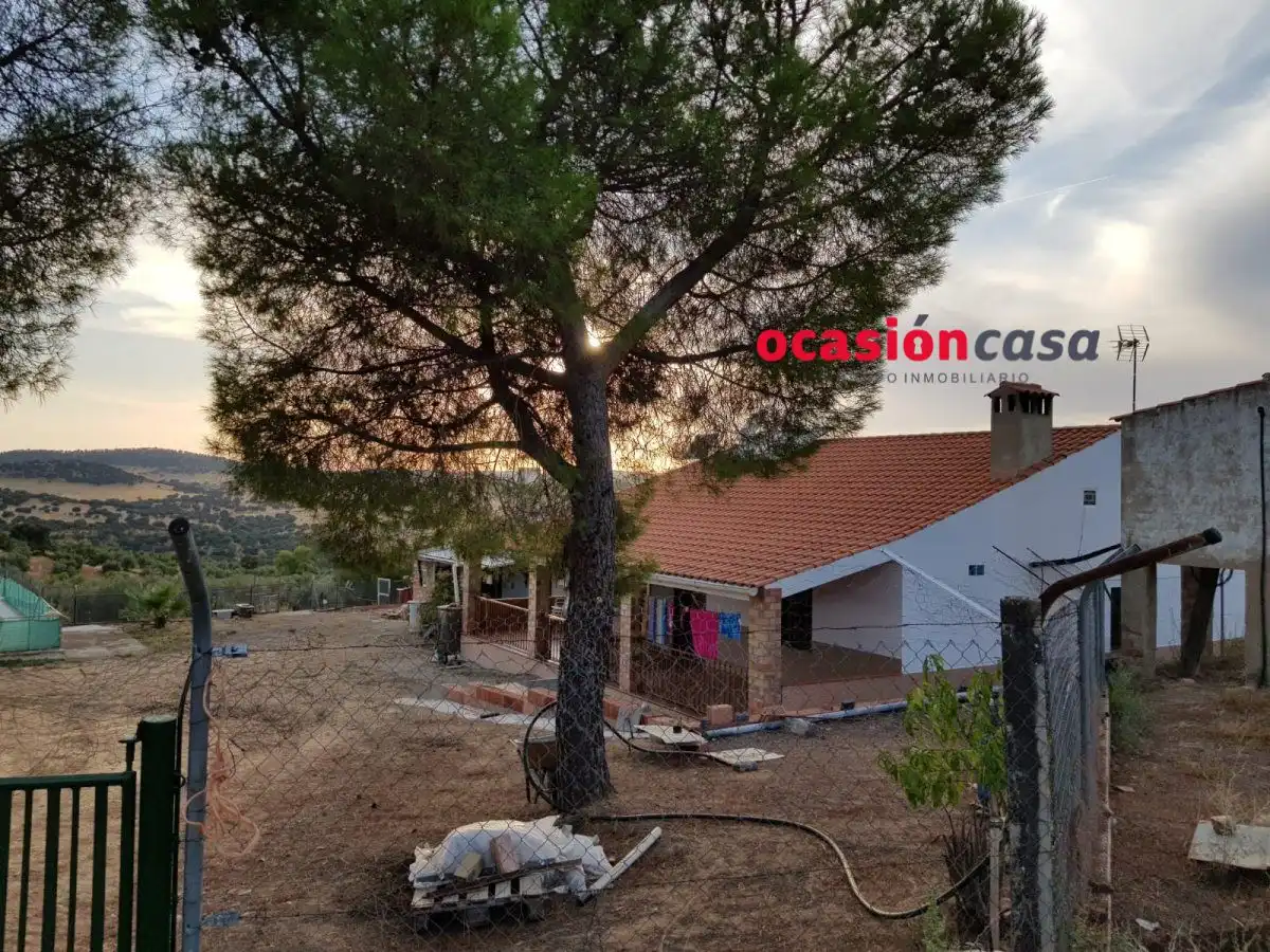 Finca rústica en venta en Espiel con Piscina y Amueblado