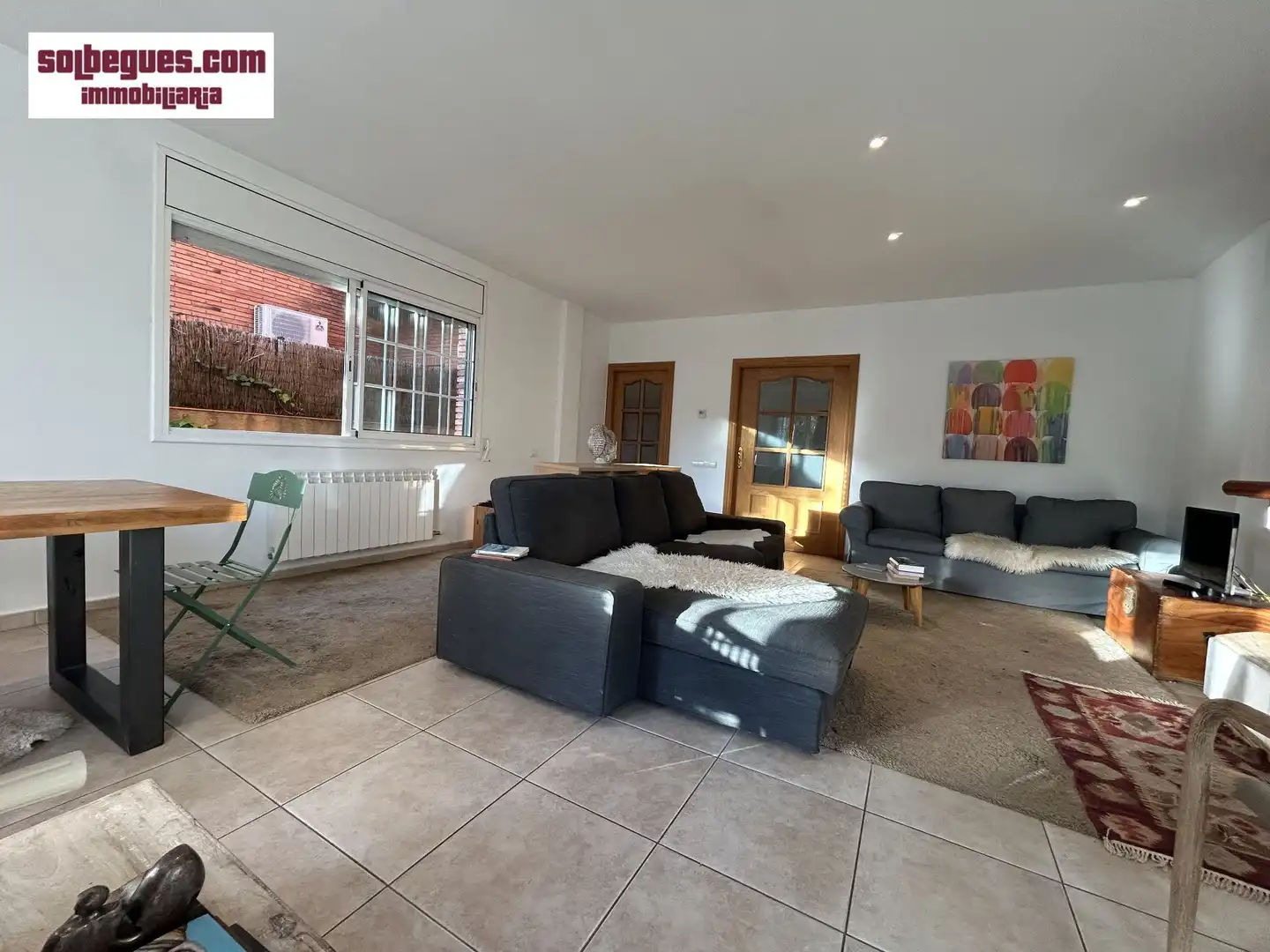Sala d'estar de Casa o xalet en venda en Begues amb Calefacció, Jardí privat i Terrassa