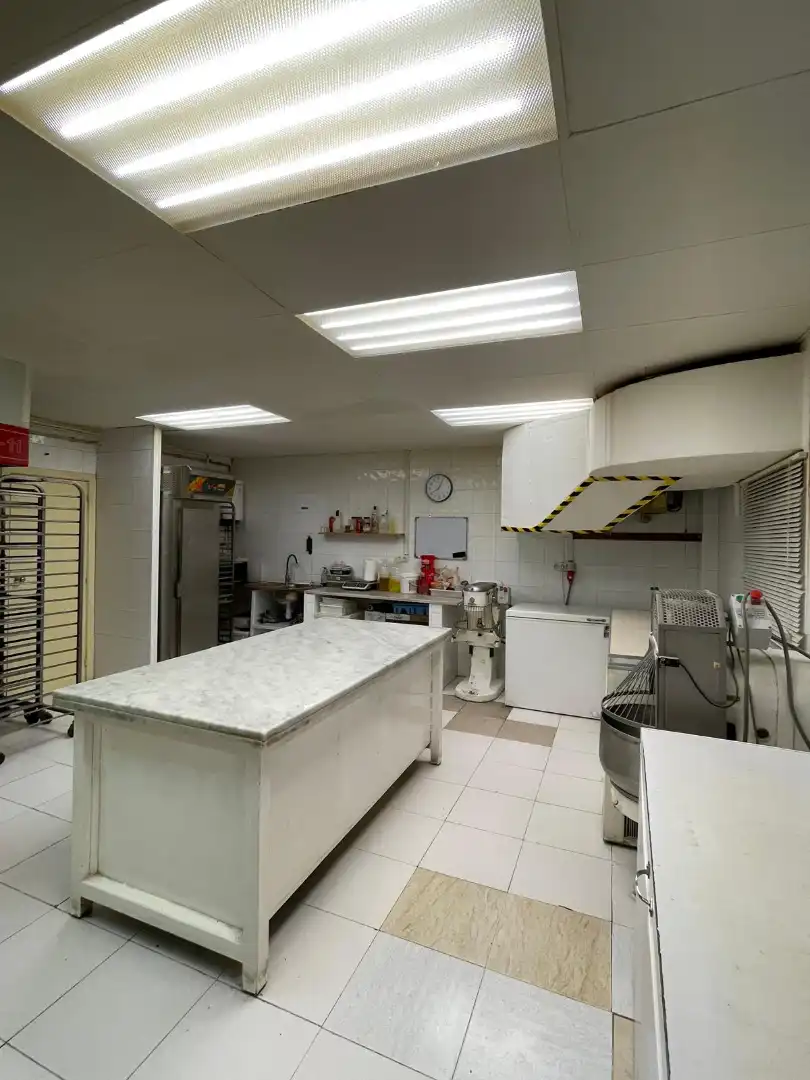 Local comercial en traspàs a Sant Joan, imagen 4