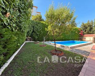 Jardí de Casa o xalet en venda en Montequinto amb Traster