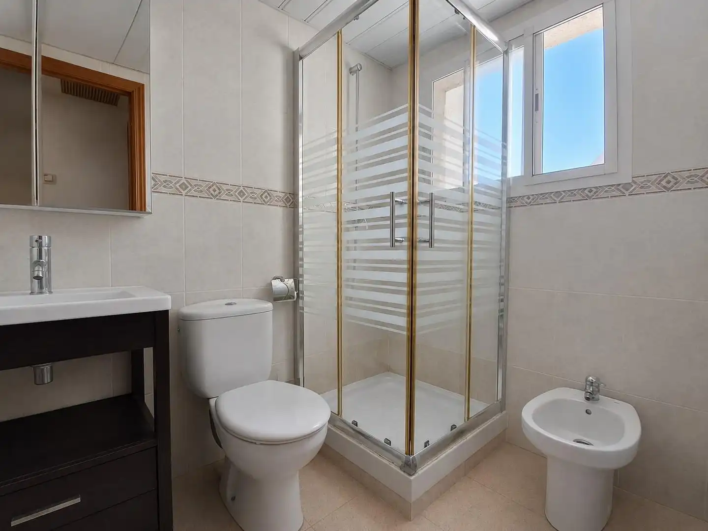 Baño de Ático en venta en Málaga con Aire acondicionado, Terraza y Trastero