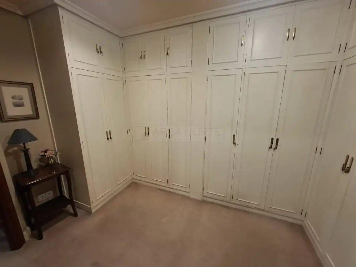 Piso en venta en Vitoria - Gasteiz con Calefacción, Parquet y Terraza