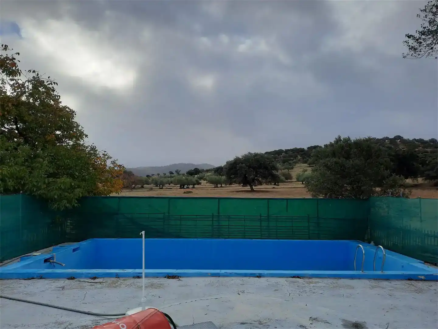 Piscina de Finca rústica en venda en Belmez amb Aire condicionat, Jardí privat i Traster