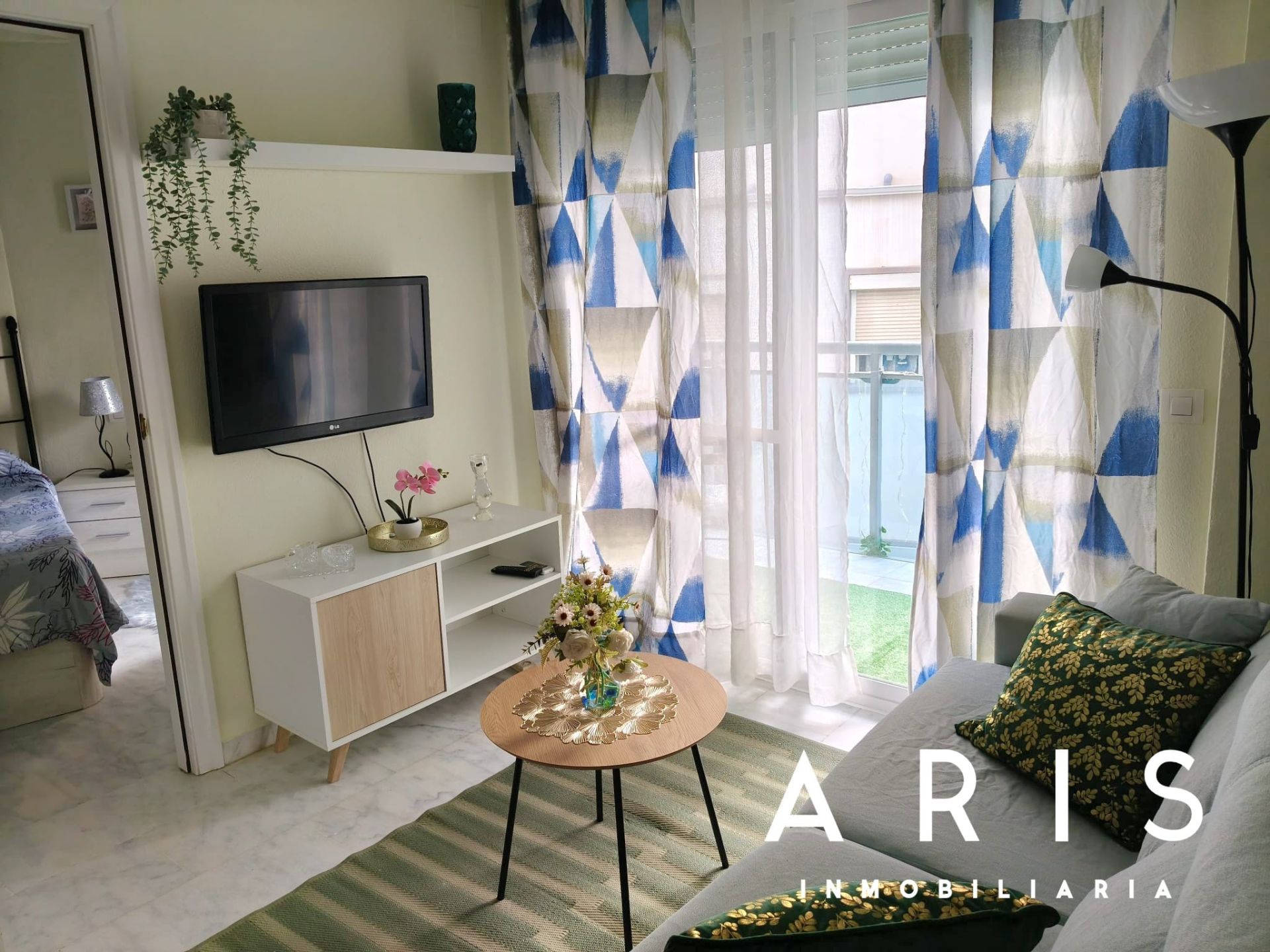 Sala de estar de Piso de alquiler en Torremolinos con Aire acondicionado, Amueblado y Balcón