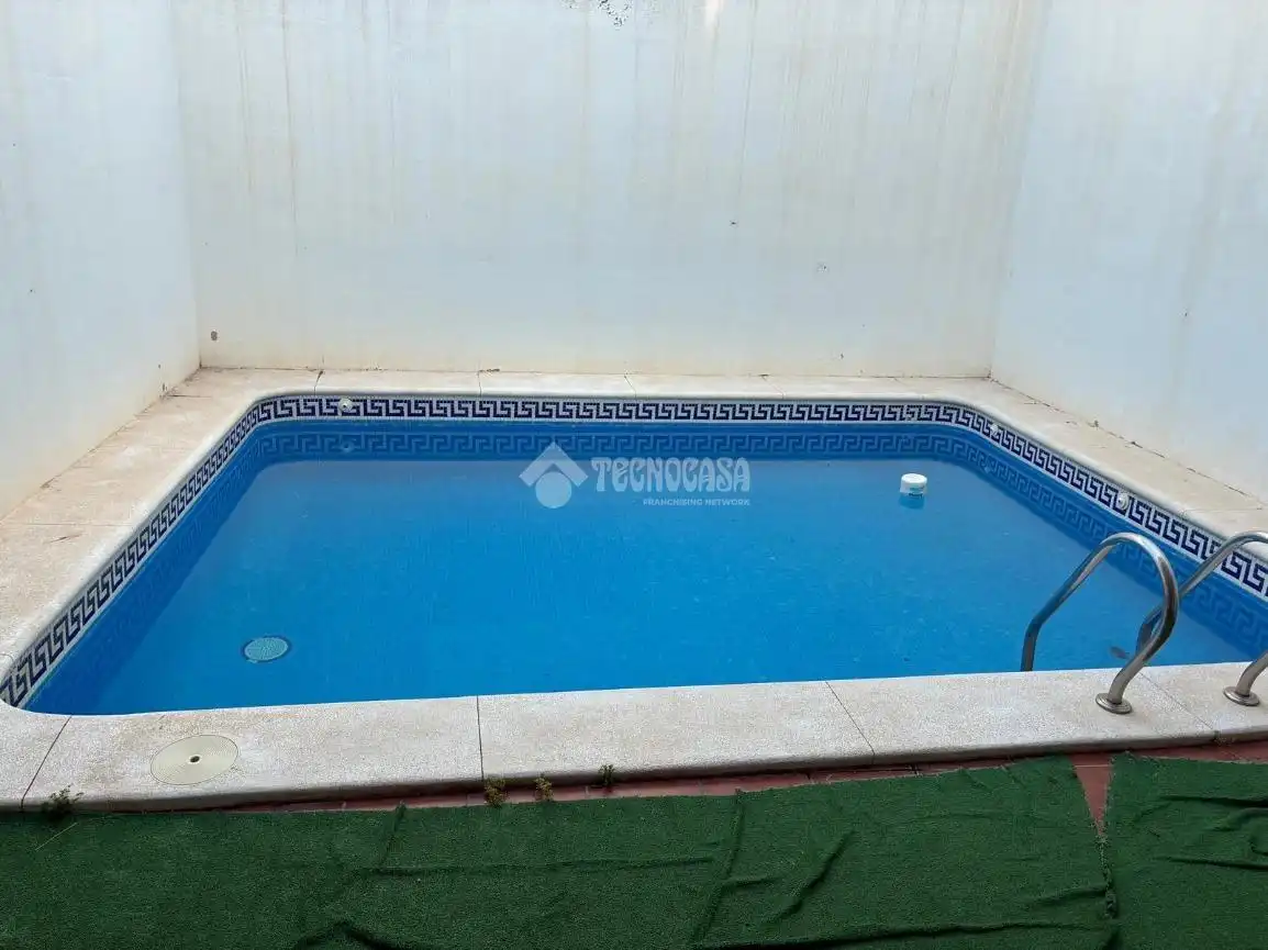 Piscina de Ático de alquiler en Sevilla con Aire acondicionado, Terraza y Piscina