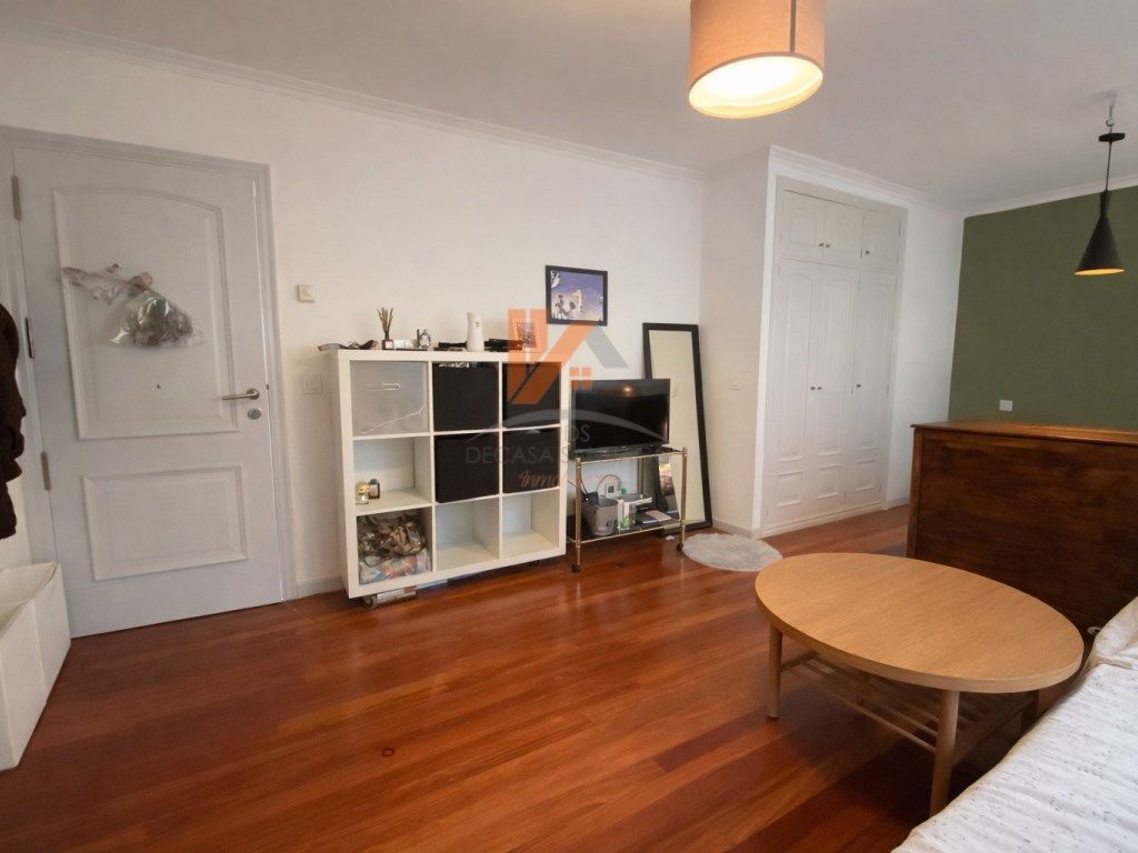 Living room of Apartments for sale in Santiago de Compostela   with Oven