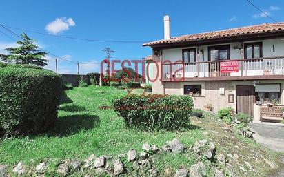 Exterior view of Single-family semi-detached for sale in Marina de Cudeyo  with Heating, Private garden and Balcony