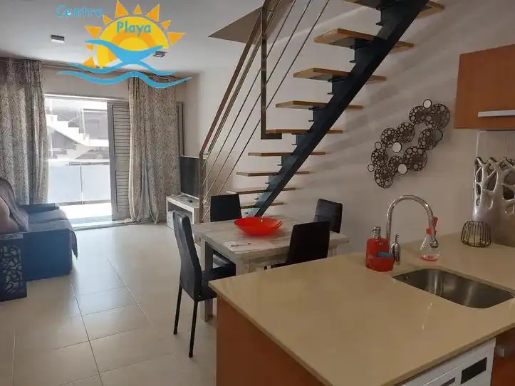Dúplex en venda a Moncófar Pueblo