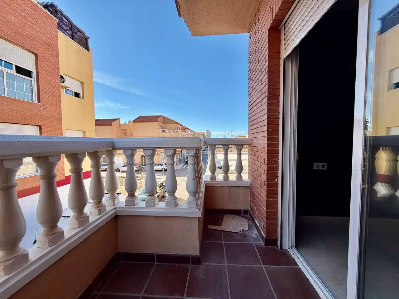 Adossat amb balcó en venda a Calle Galeotes, imagen 5