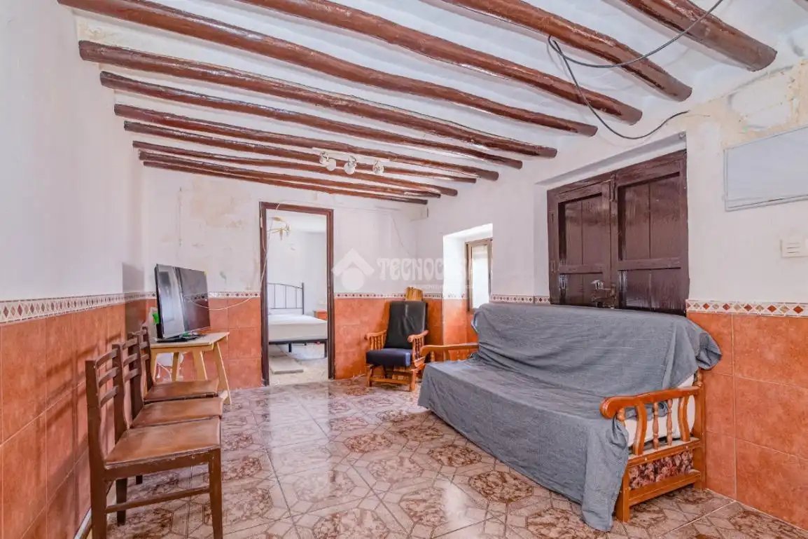 Sala d'estar de Casa adosada en venda en Loja