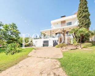 Vista exterior de Casa o xalet de lloguer en Godella amb Aire condicionat i Piscina