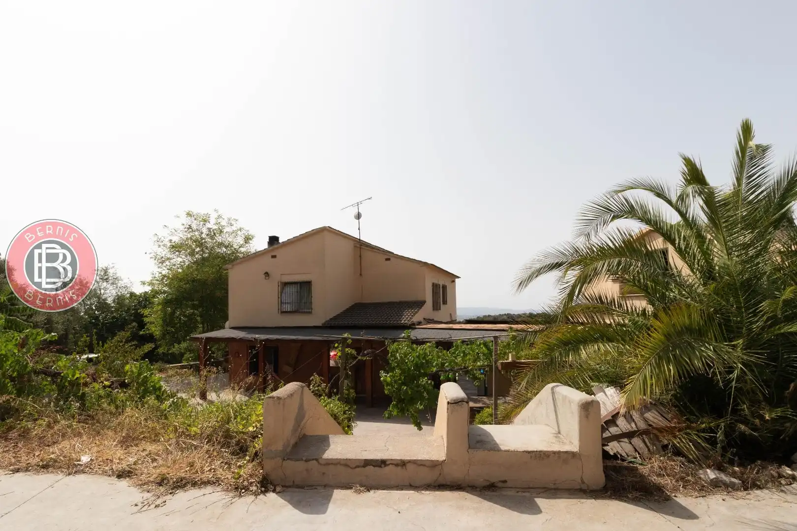 Vista exterior de Finca rústica en venda en Els Hostalets de Pierola amb Calefacció, Jardí privat i Parquet