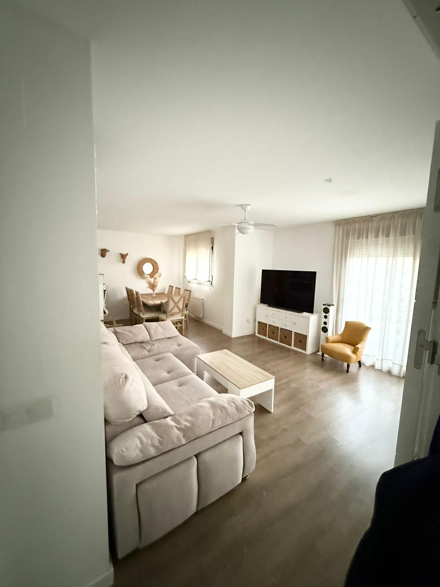 Living room of Attic for rent in  Córdoba Capital  with Air Conditioner, Parquet flooring and Storage room