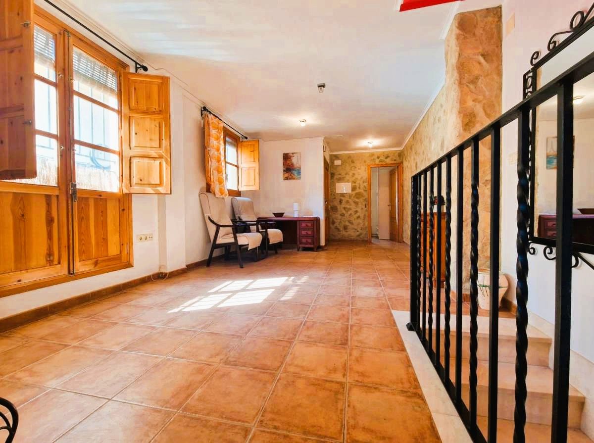 Single-family semi-detached for sale in Sagunto / Sagunt  with Terrace and Furnished