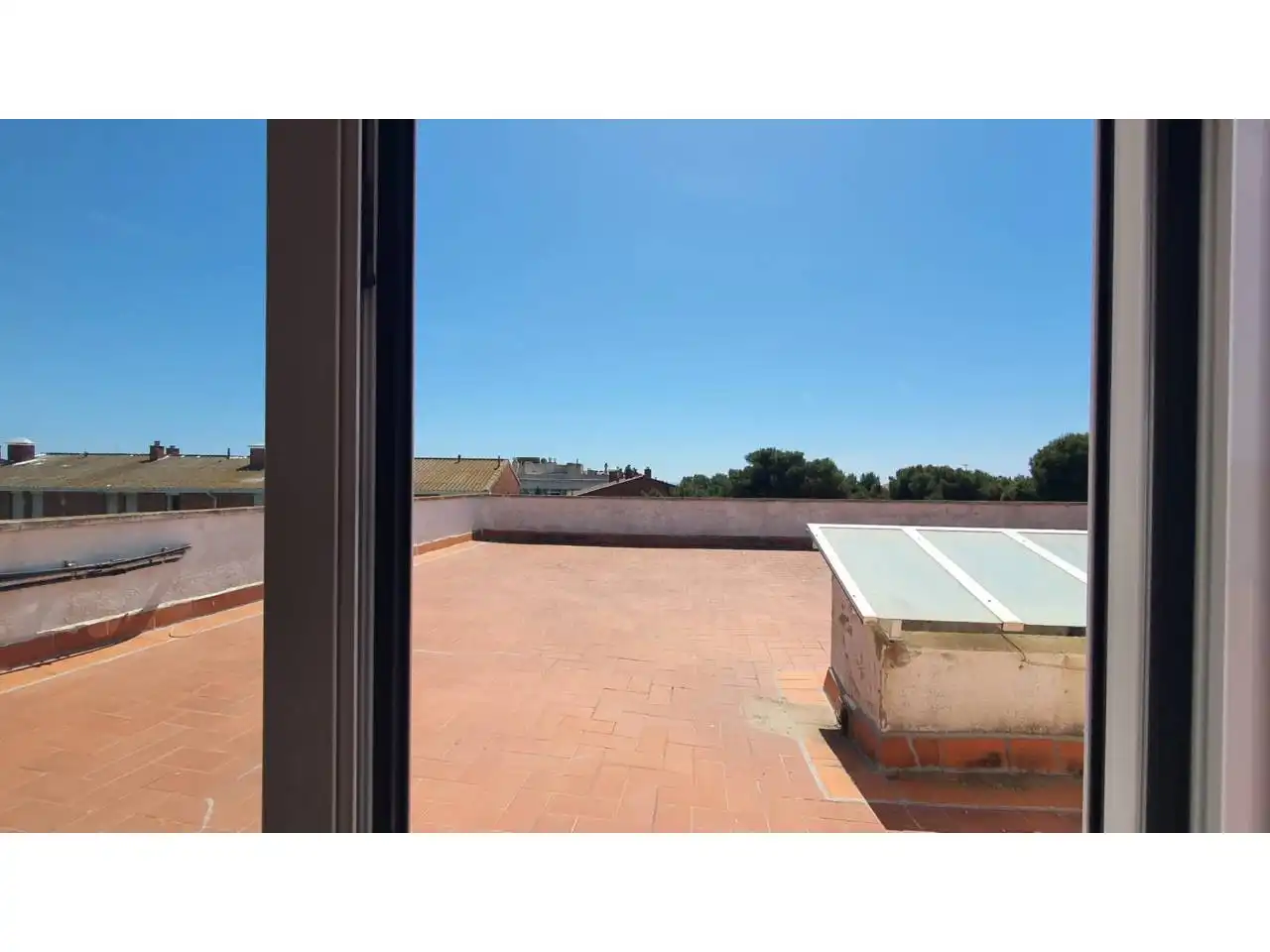 Exterior view of Apartments for sale in Vilanova i la Geltrú  with Air Conditioner and Parquet flooring