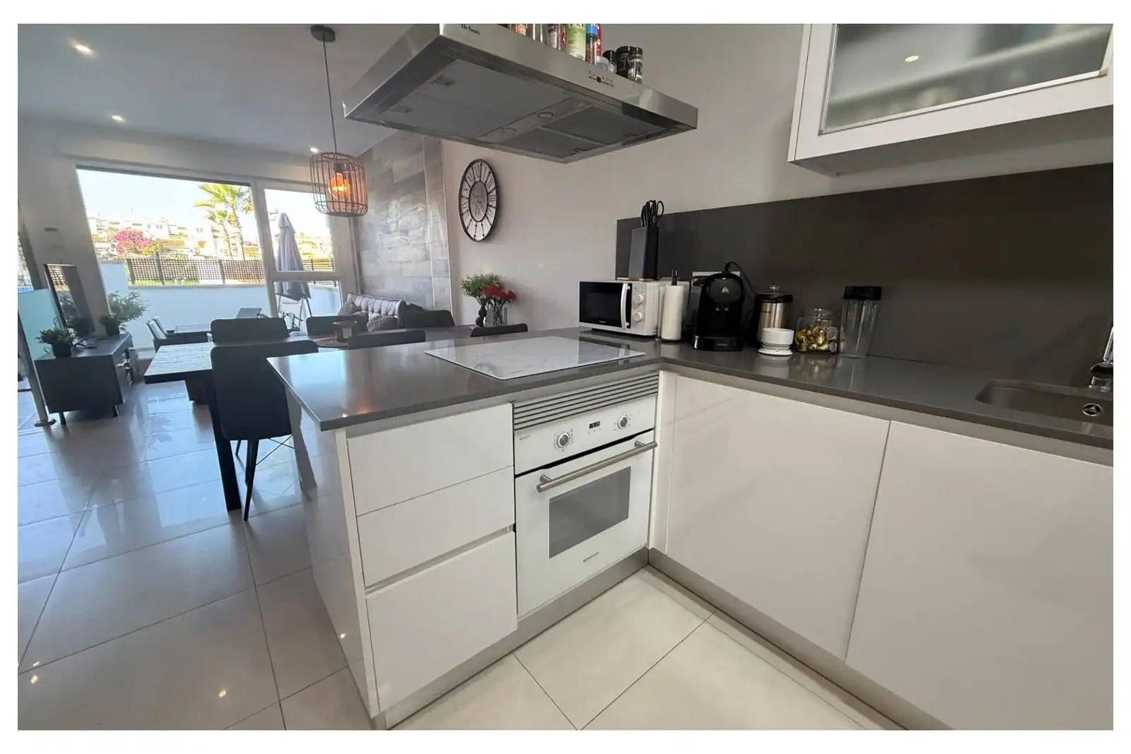 Küche von Wohnungen zum Verkauf in Torrevieja mit Terrasse, Balkon und Gemeinschaftspool