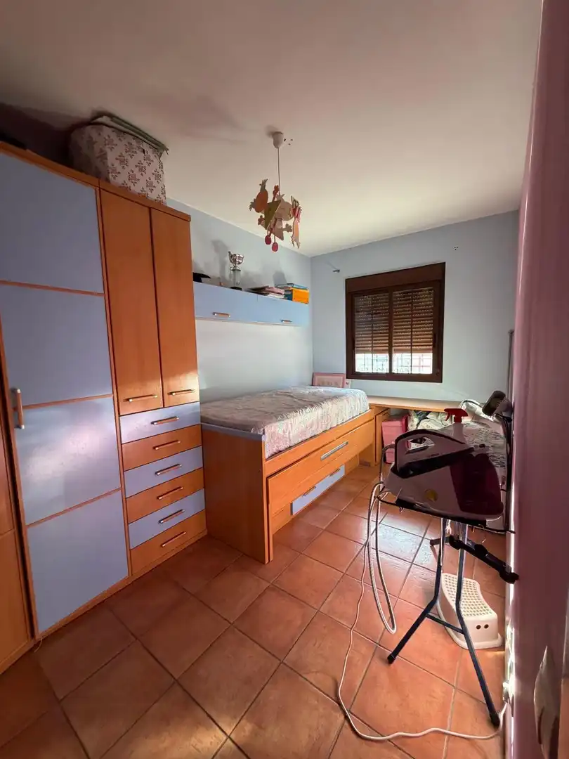 Bedroom of Houses for sale in Utrera