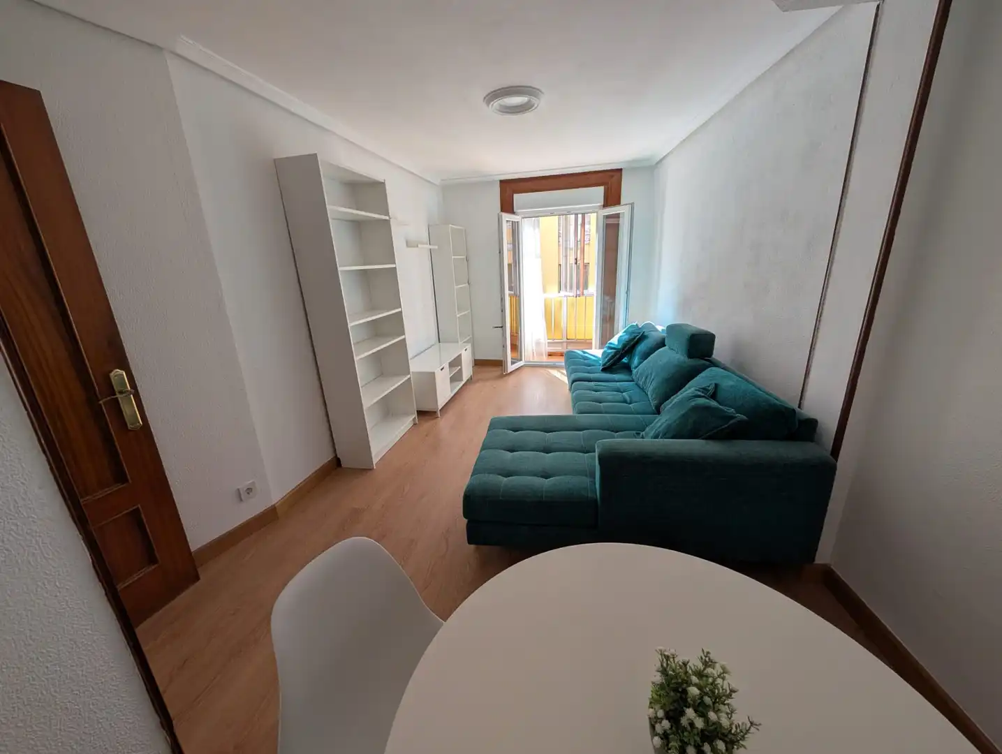 Appartamento con balcone in affitto a Calle Guevara, imagen 4