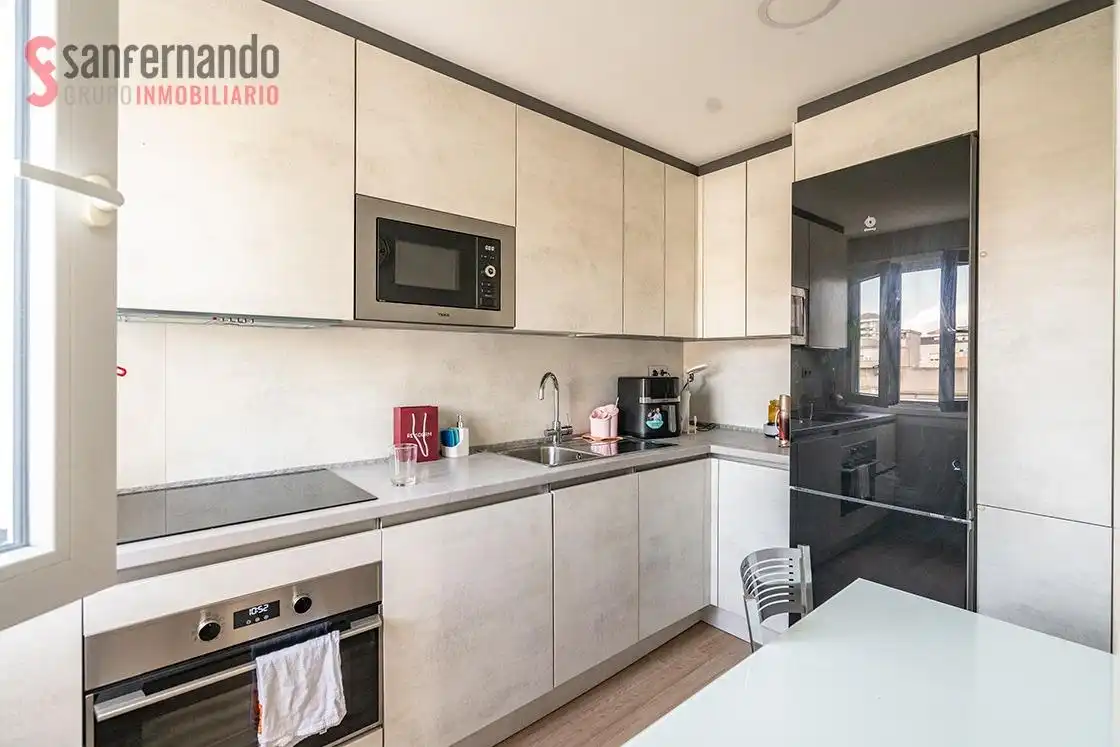 Cocina de Piso en venta en Santander con Calefacción y Balcón