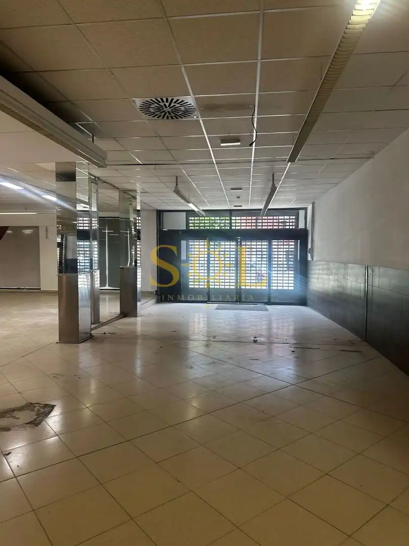 Local comercial en venda a Plaza la Huerta, imagen 4