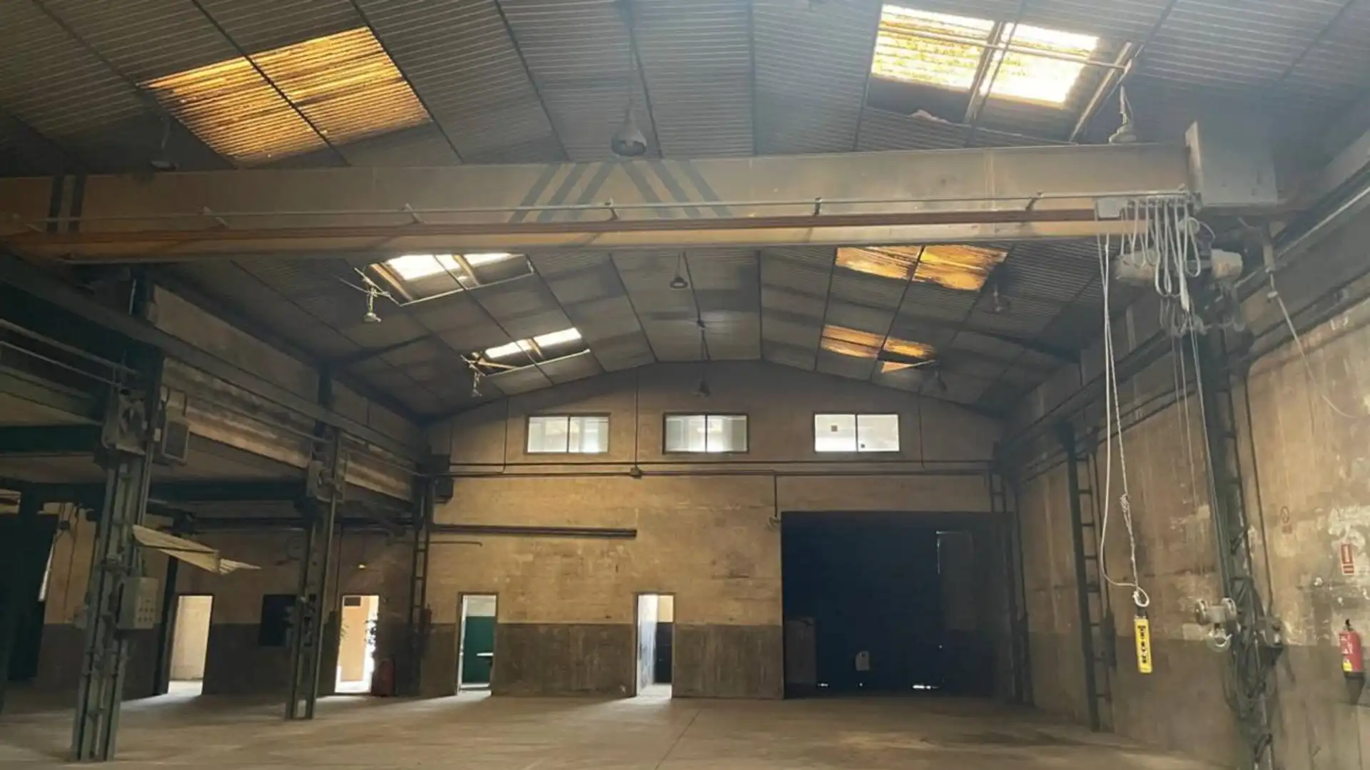 Vista exterior de Nave industrial en venta en Palau-solità i Plegamans