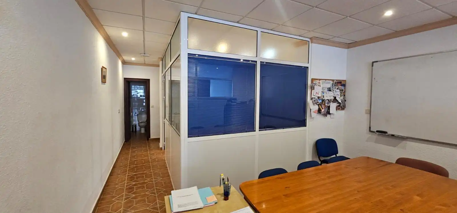Local comercial en venda a AGUILAS 8, imagen 2