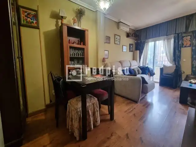 Sala d'estar de Casa o xalet en venda en Colmenar Viejo amb Aire condicionat, Calefacció i Jardí privat
