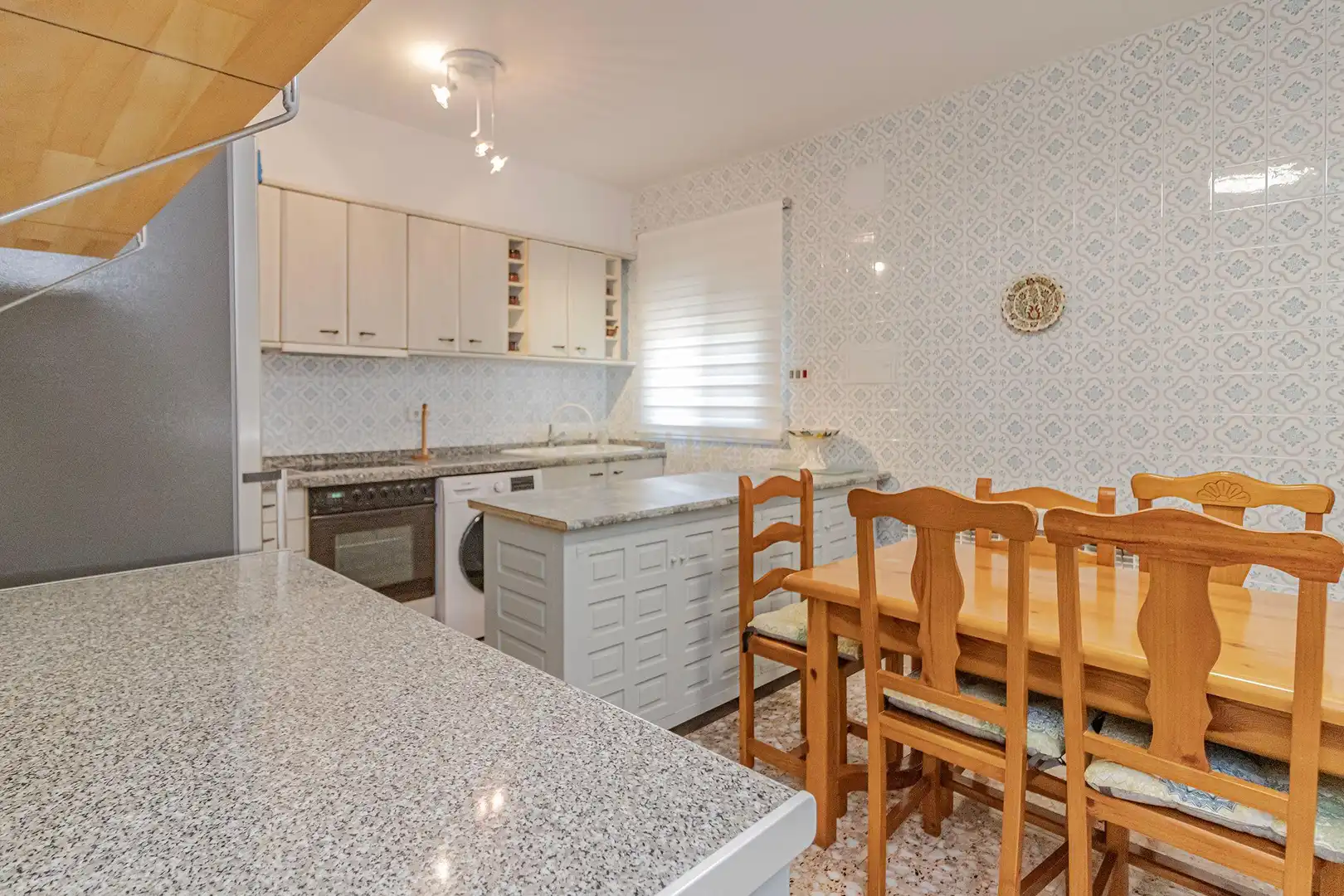 Kitchen of Houses for rent in Calpe / Calp  with Air Conditioner, Private garden and Swimming Pool