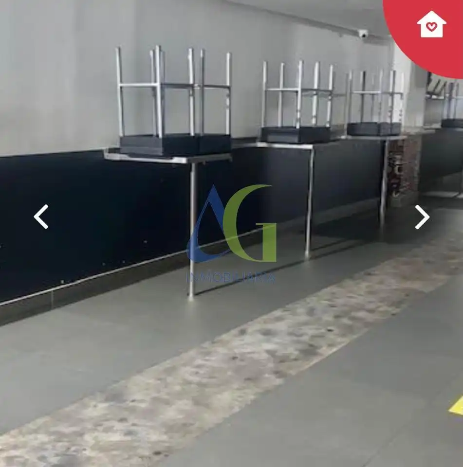 Local comercial en venda a Casco Antiguo, imagen 5