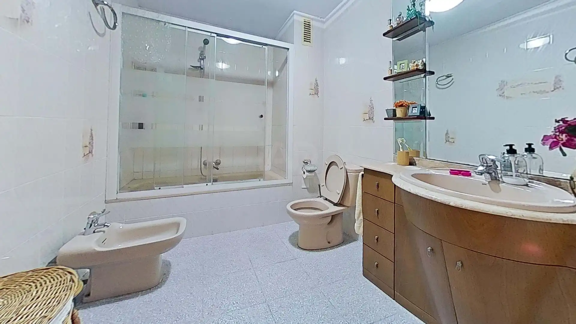 Baño de Casa adosada en venta en Vila-real con Aire acondicionado y Terraza