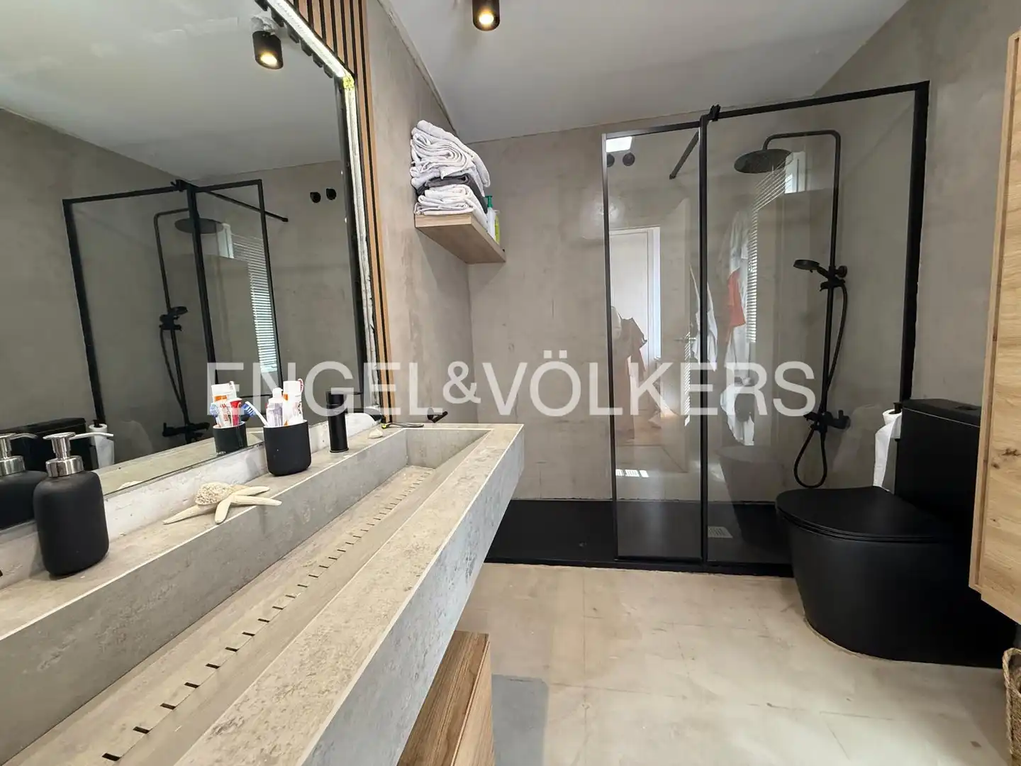 Baño de Casa adosada en venta en Rivas-Vaciamadrid con Aire acondicionado, Calefacción y Jardín privado