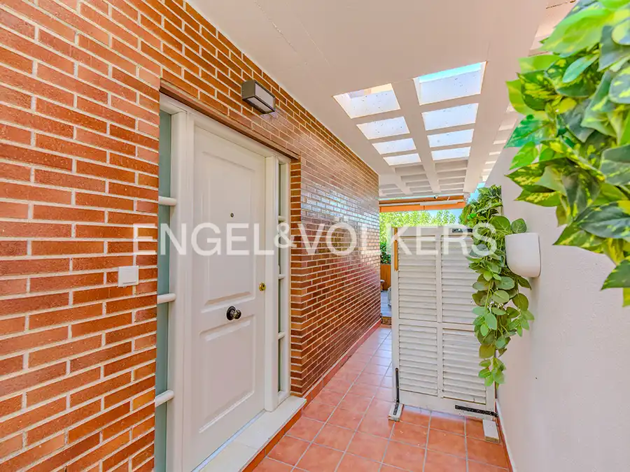 Casa bifamiliare con balcone in vendita a Carrer Pintor el Greco 8, imagen 43