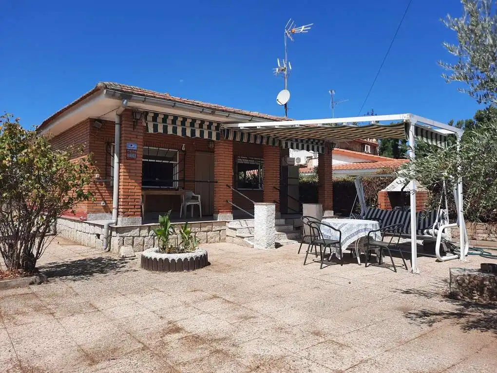Casa o chalet en venta en Escalona con Calefacción, Jardín privado y Trastero