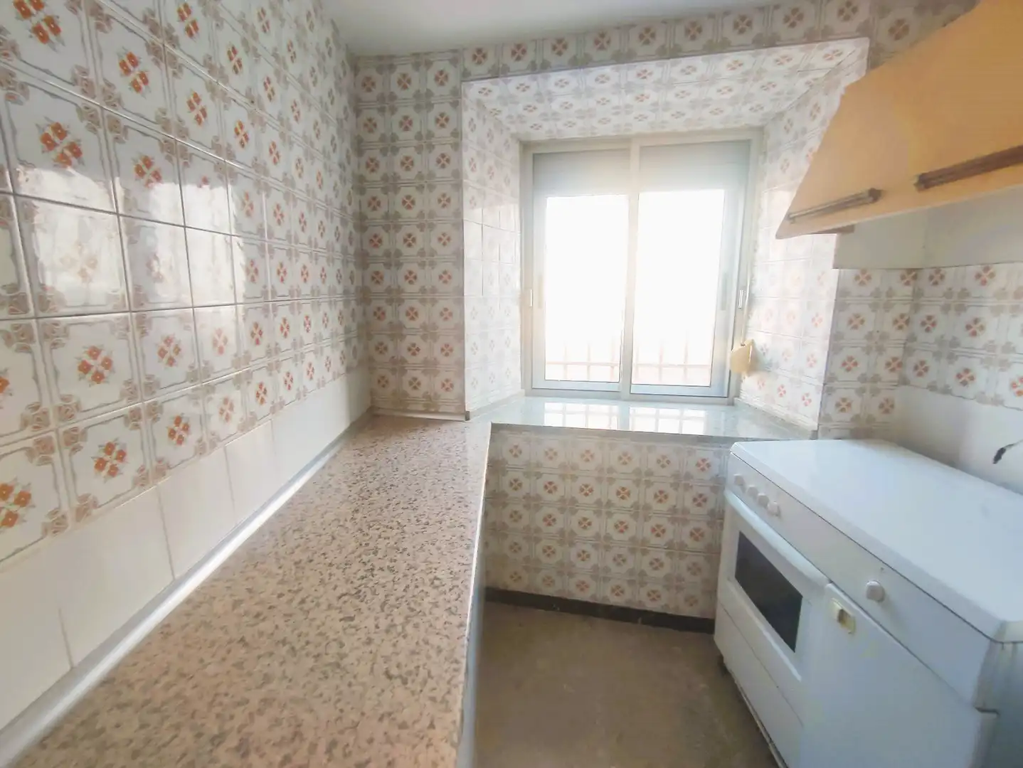 Cuina de Casa o xalet en venda en Carpio amb Calefacció, Traster i Moblat