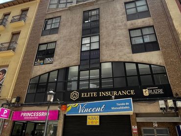 Oficina amb ascensor en venda a Calle de las Navas