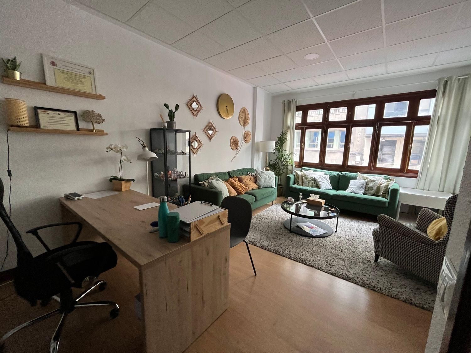 Office to rent in  VENEGAS, 67, Arenales - Lugo - Avda. Marítima