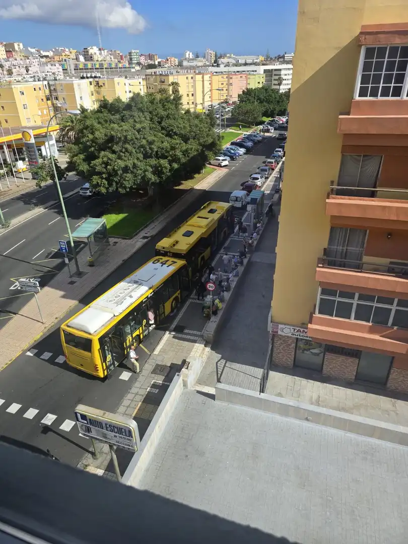 Vista exterior de Pis en venda en Las Palmas de Gran Canaria amb Traster