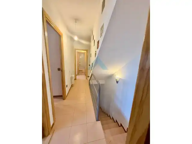 Casa adosada de alquiler en Meco con Aire acondicionado, Calefacción y Parquet