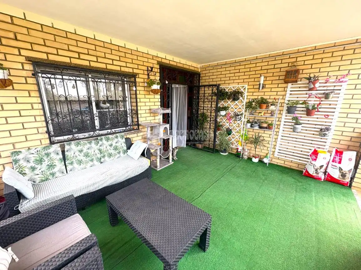 Terrassa de Casa o xalet en venda en Zaragoza amb Aire condicionat, Calefacció i Terrassa