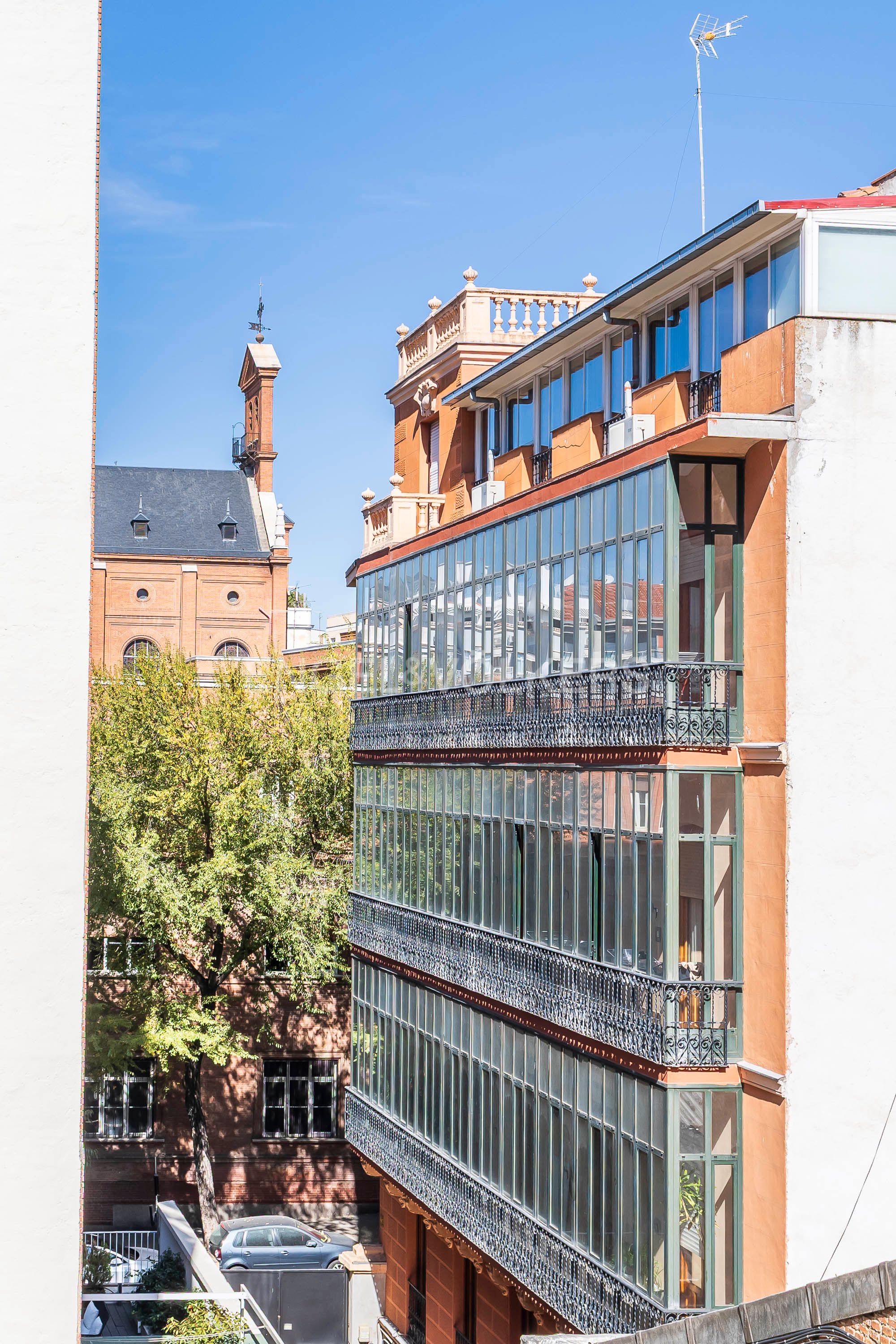 Exterior view of Apartment for sale in  Madrid Capital  with Air Conditioner, Heating and Storage room