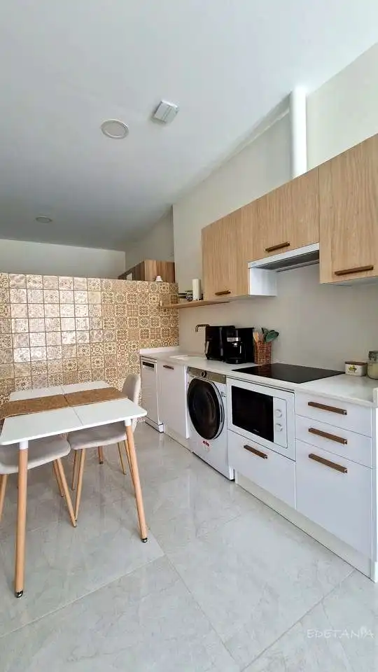 Cocina de Estudio de alquiler en Moncada con Aire acondicionado y Amueblado