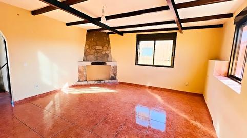 Photo 3 of Single-family semi-detached for sale in C/ Barro, Zarapicos, Salamanca