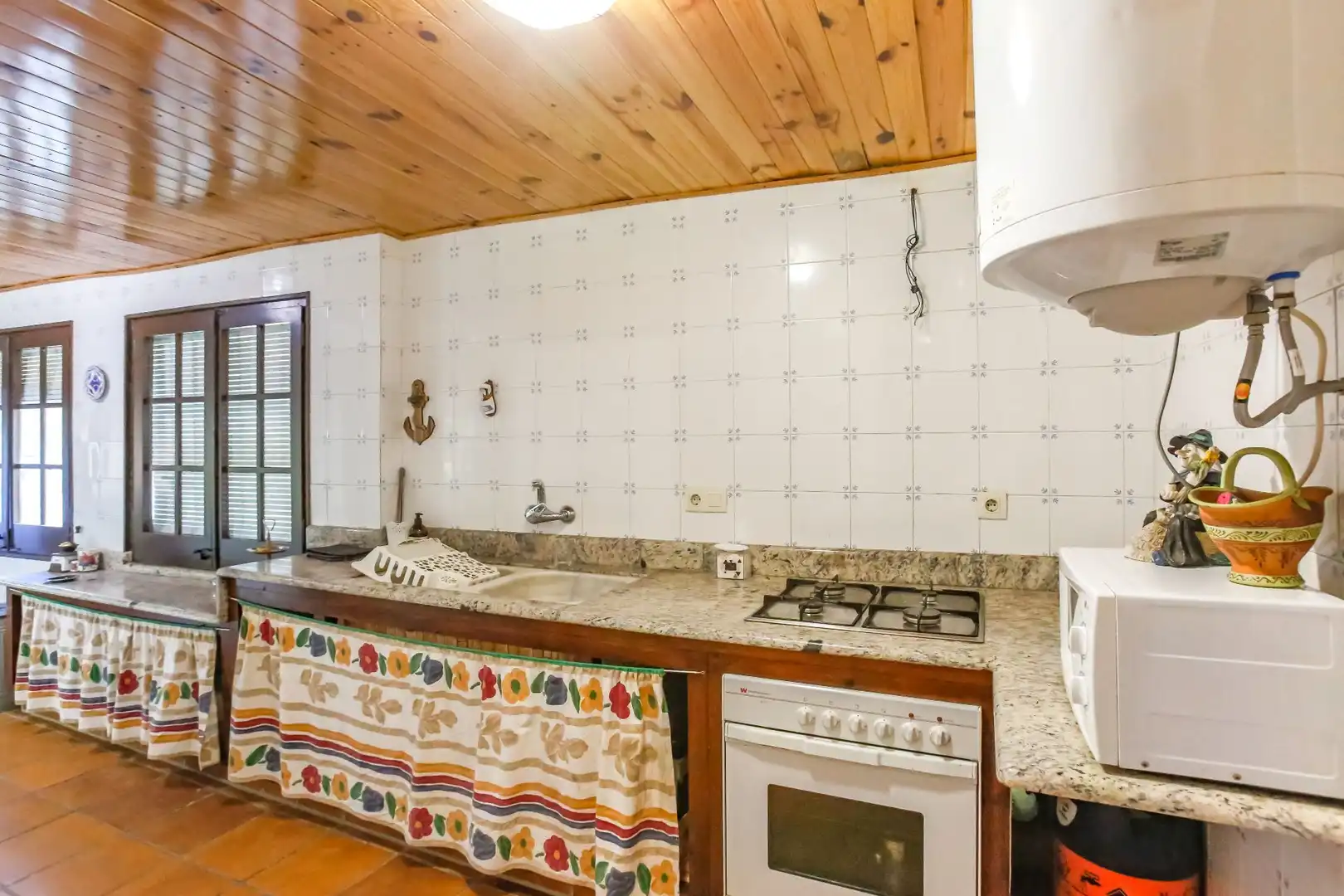 Küche von Country house zum Verkauf in Sant Vicenç de Castellet mit Heizung, Privatgarten und Terrasse