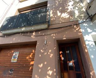 Vista exterior de Casa adosada en venda en Terrassa