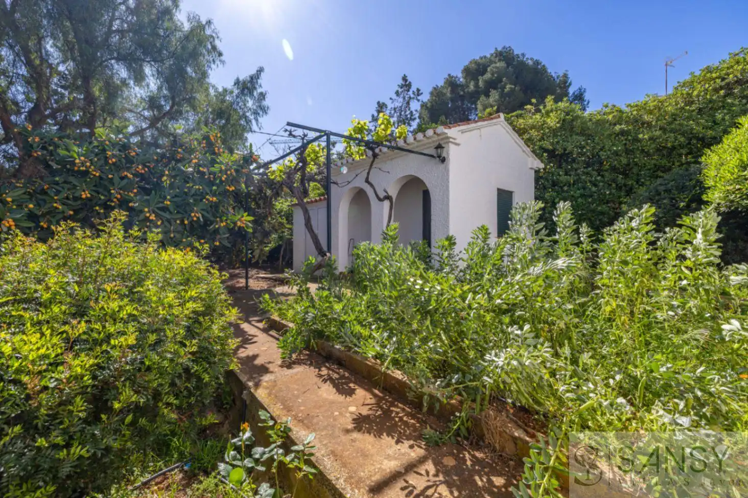Houses for sale in Las Rotas / Les Rotes