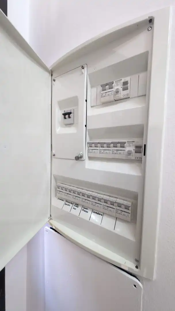 Houses for sale in Córdoba  with Air Conditioner, Heating and Storage room